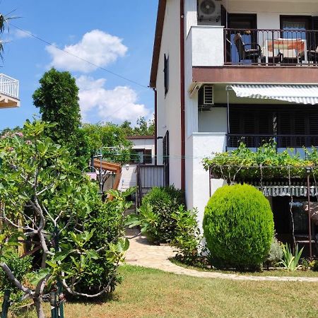 Apartments Svjeta Jadranovo Bagian luar foto