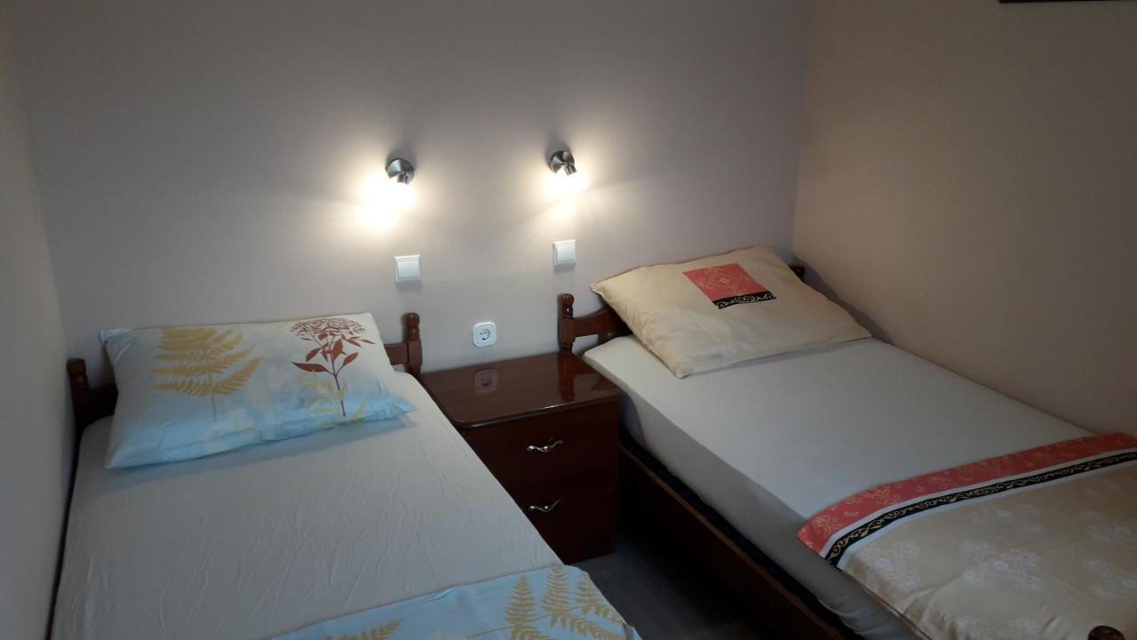 Apartments Svjeta Jadranovo Bagian luar foto