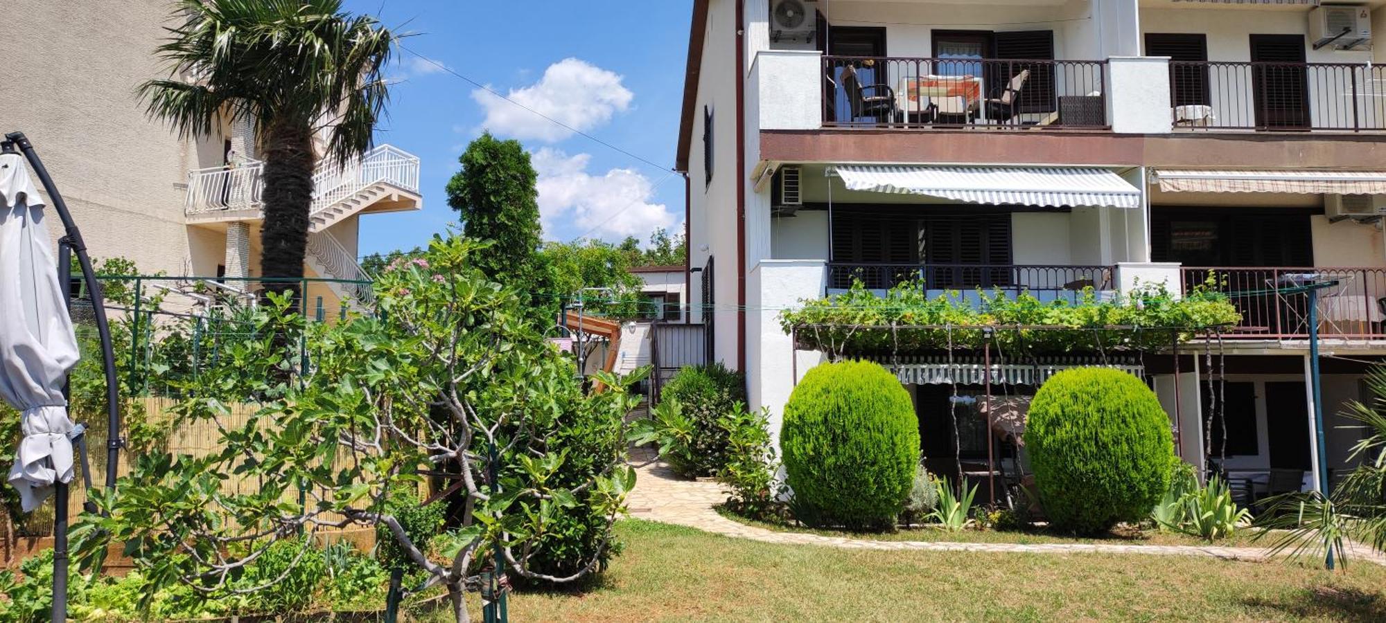 Apartments Svjeta Jadranovo Bagian luar foto